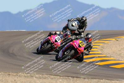 media/Oct-09-2022-SoCal Trackdays (Sun) [[95640aeeb6]]/Turn 12 (140pm)/